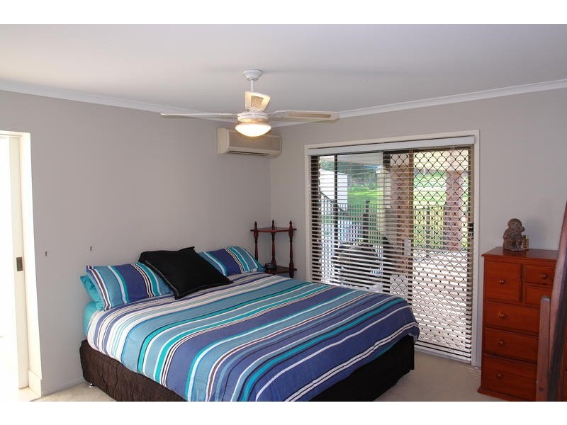9 Pulas Place, Bellbowrie QLD 4070